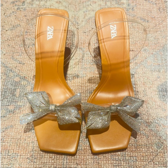 Zara Crystal Bow Embelished PVC Heels - Picture 1 of 4